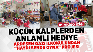 Ardeşen Gazi Mustafa ilk okulunun düzenlediği ''Haydi Sende Oyna'' Proje kapsamında oyuncağı olmayan çocuk ve çocuklara toplanan oyuncakları gönderiyorlar