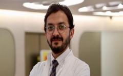 ''Sigara bir alışkanlık değil, beyin bağımlılığıdır''