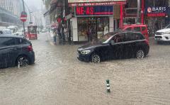 Meteoroloji'den Rize'ye ''Sarı'' Uyarı: Doğu Karadeniz'in Doğusunda Beklenen Kuvvetli Yağışlara Dikkat!